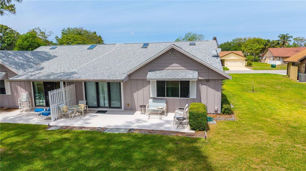 35 Lake Fairgreen Circle, New Smyrna Beach, FL 32168 Photo