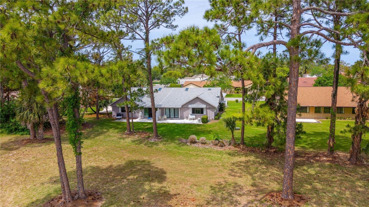 35 Lake Fairgreen Circle, New Smyrna Beach, FL 32168 Photo