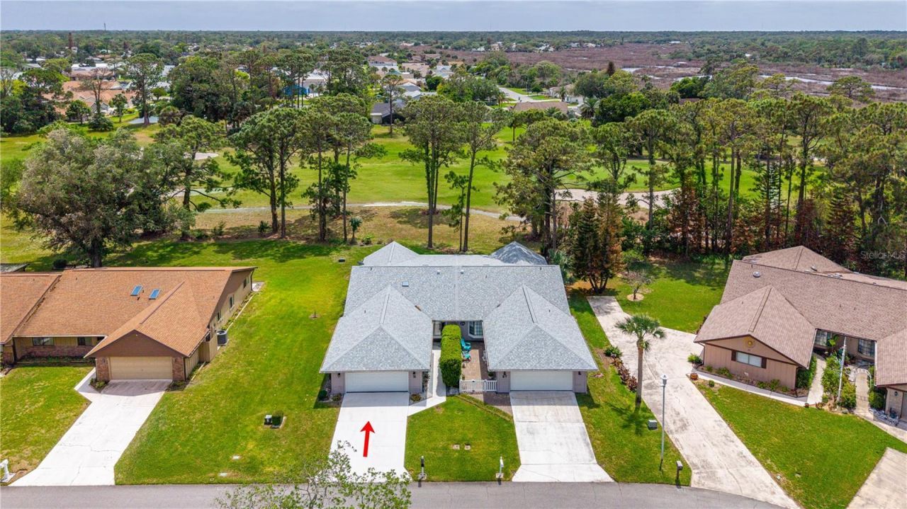 35 Lake Fairgreen Circle, New Smyrna Beach, FL 32168 Photo