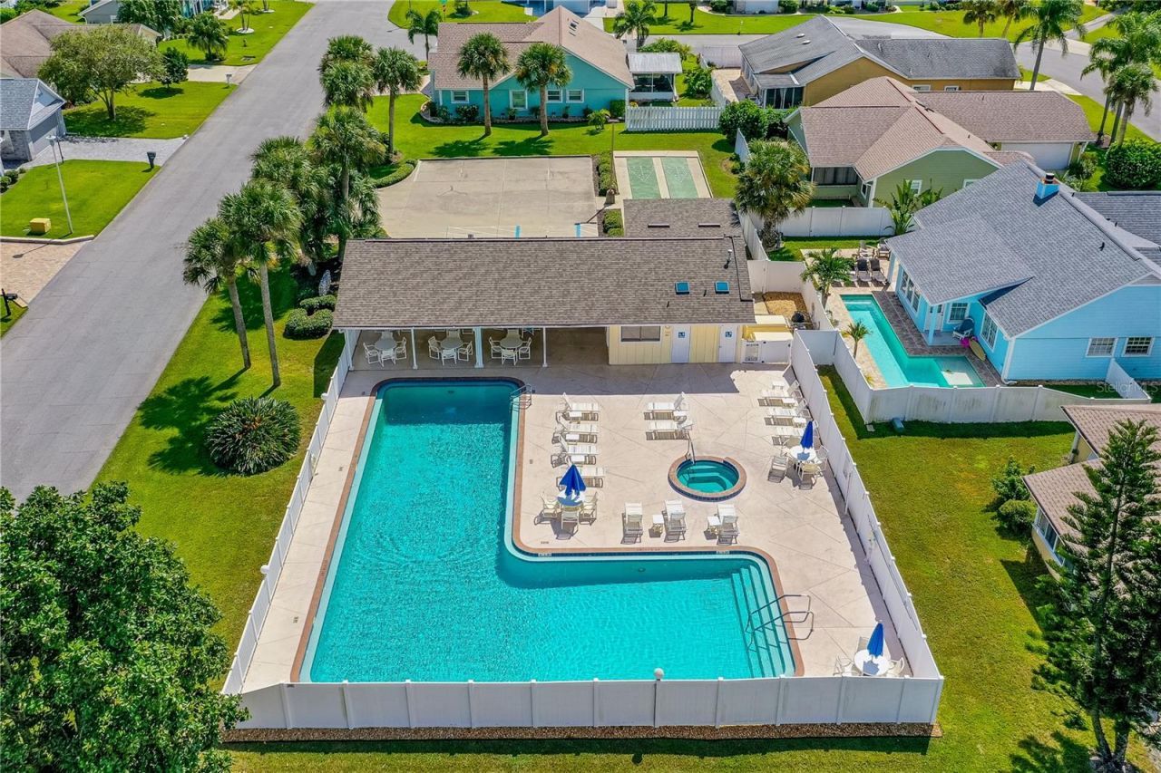 35 Lake Fairgreen Circle, New Smyrna Beach, FL 32168 Photo