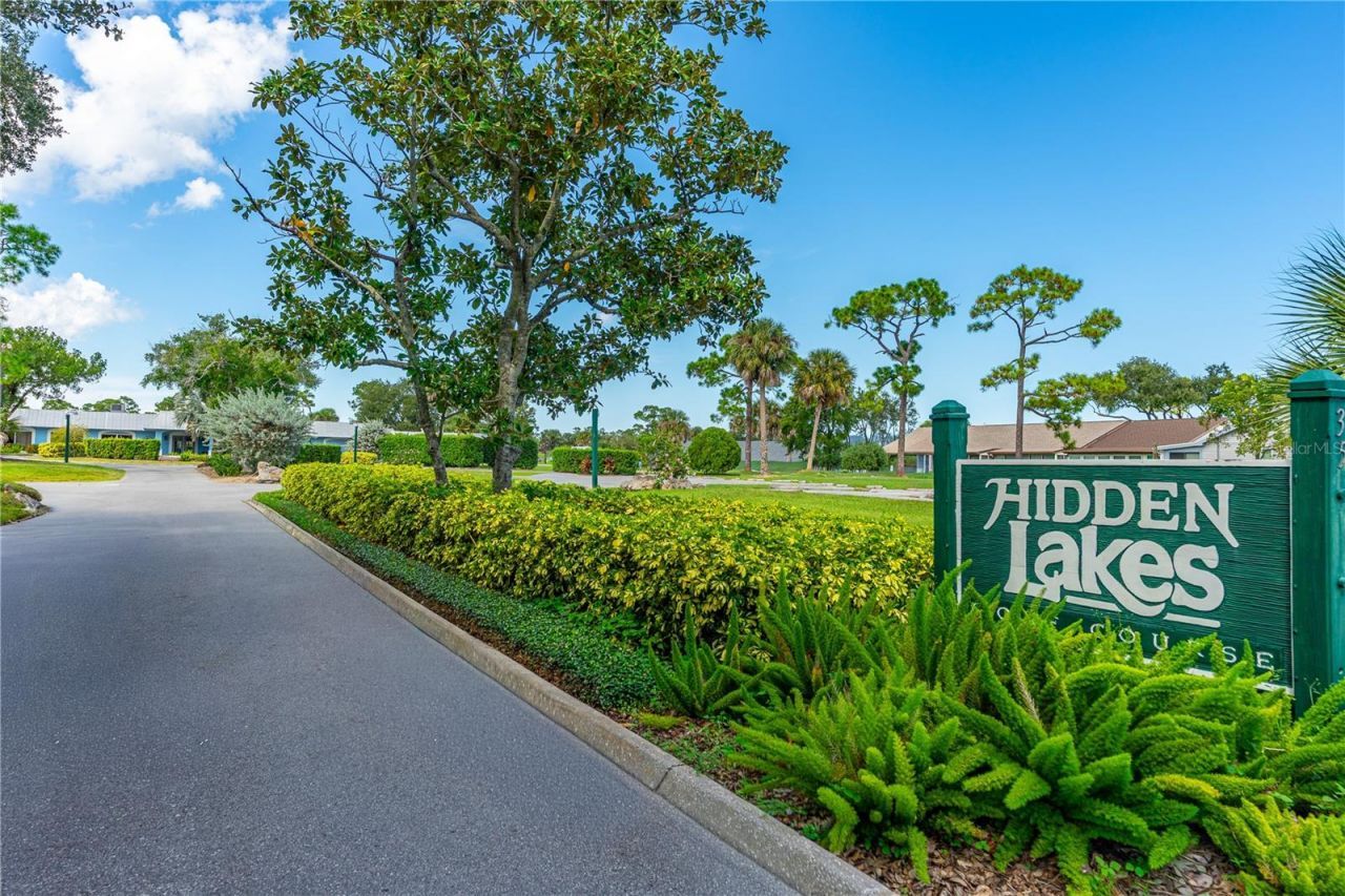 35 Lake Fairgreen Circle, New Smyrna Beach, FL 32168 Photo