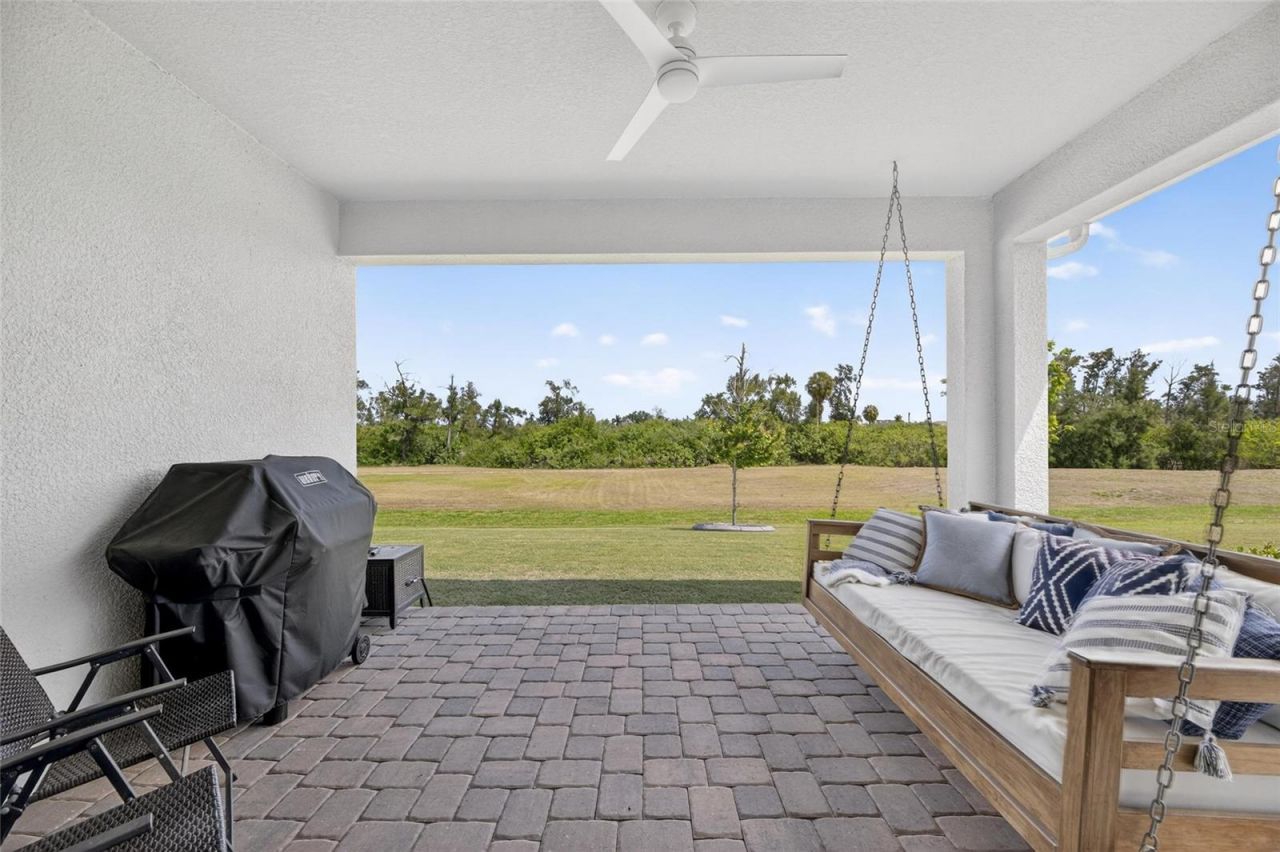 1019 Signet Drive , Apollo Beach, FL 33572 Photo