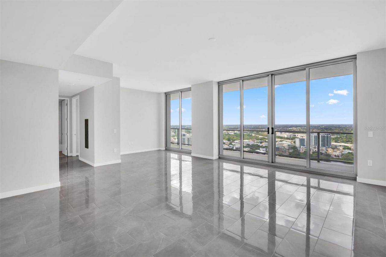 400 Central Avenue, Unit 3002, Saint Petersburg, FL 33701 Photo
