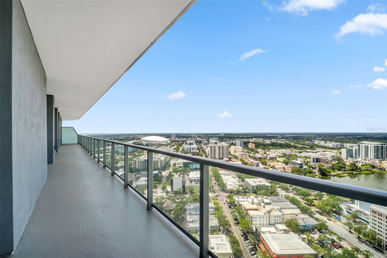 400 Central Avenue, Unit 3002, Saint Petersburg, FL 33701 Photo