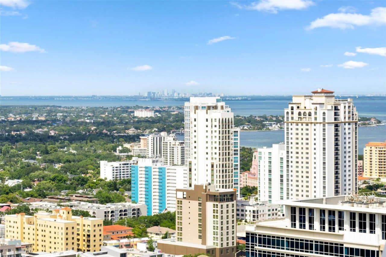 400 Central Avenue, Unit 3002, Saint Petersburg, FL 33701 Photo