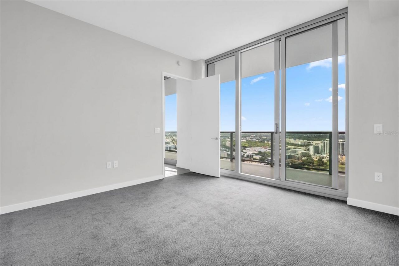 400 Central Avenue, Unit 3002, Saint Petersburg, FL 33701 Photo