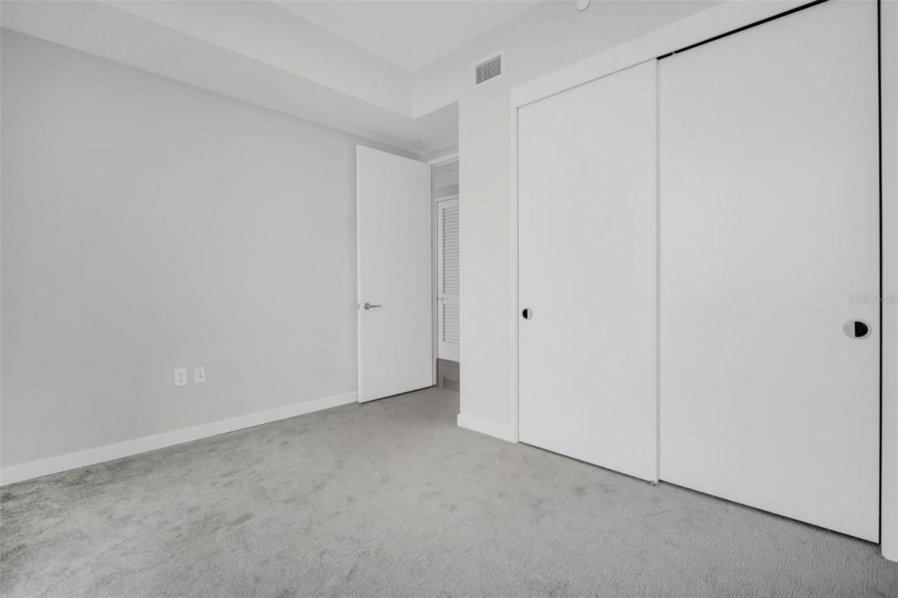 400 Central Avenue, Unit 3002, Saint Petersburg, FL 33701 Photo