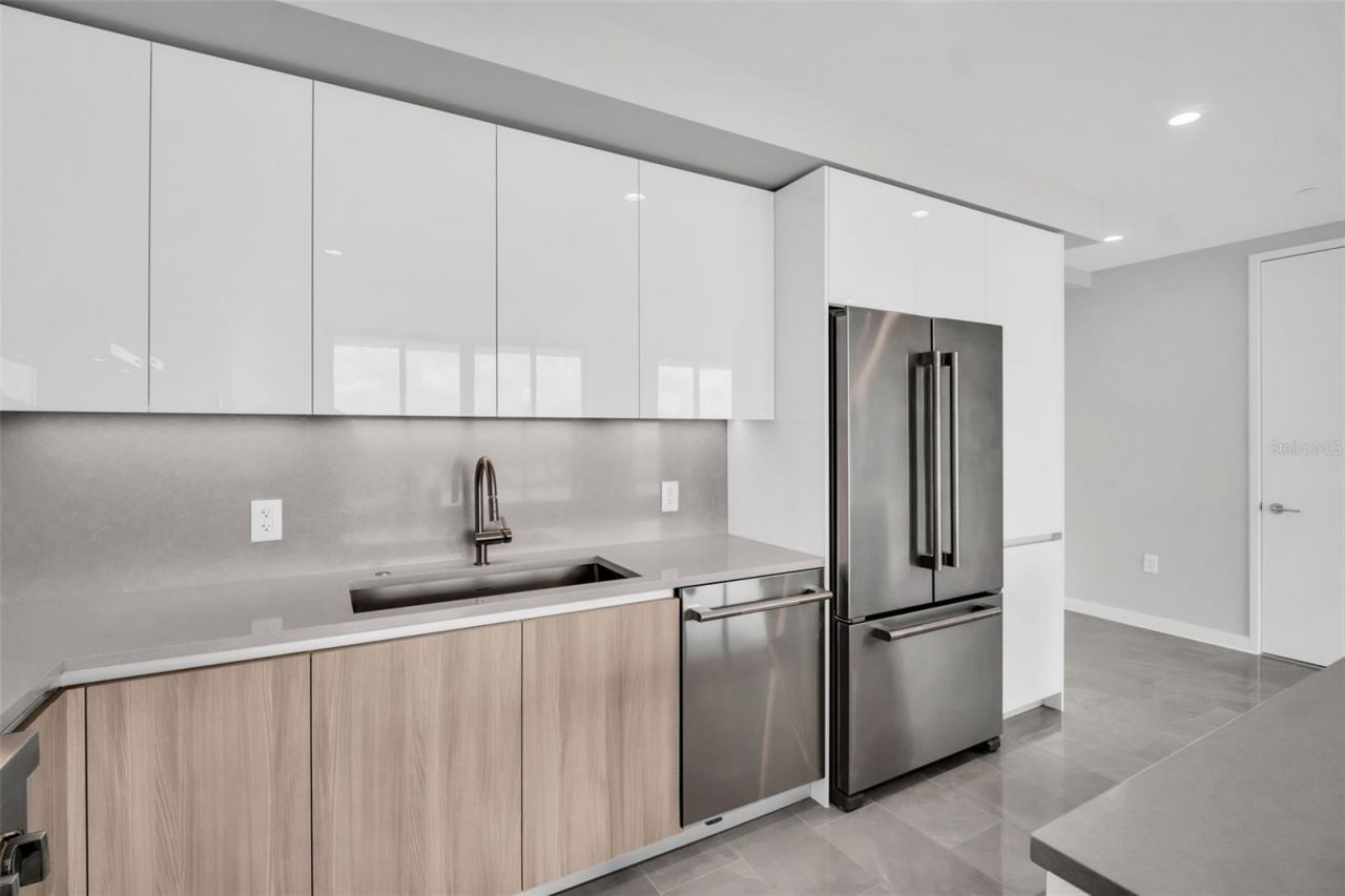 400 Central Avenue, Unit 3002, Saint Petersburg, FL 33701 Photo