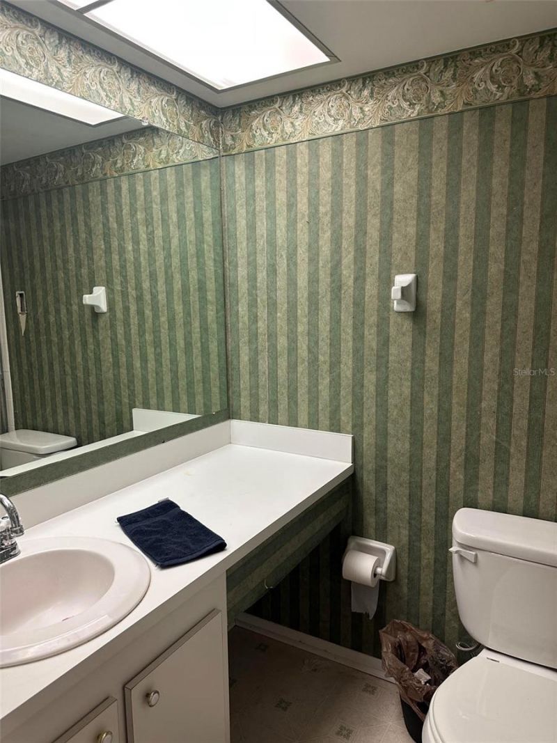 5090 Bay Street Ne, Unit 220, Saint Petersburg, FL 33703 Photo