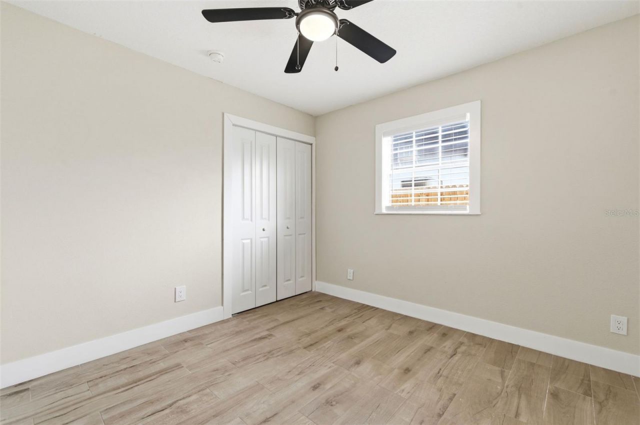 4146 Des Moines Street Ne, Saint Petersburg, FL 33703 Photo