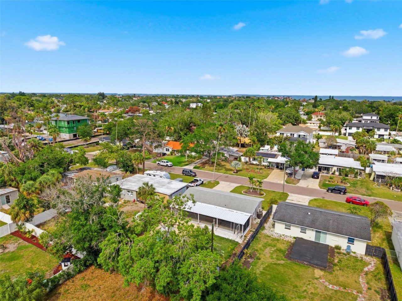 4146 Des Moines Street Ne, Saint Petersburg, FL 33703 Photo