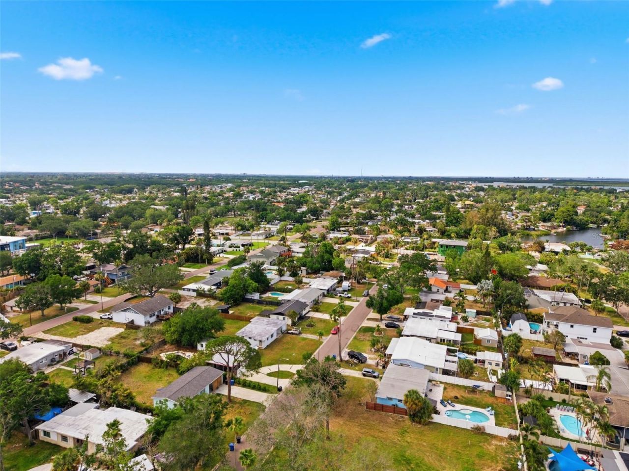 4146 Des Moines Street Ne, Saint Petersburg, FL 33703 Photo