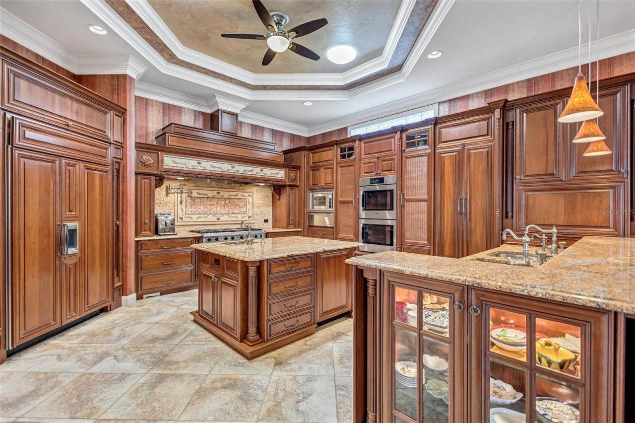 5207 Sand Lake Court, Sarasota, FL 34238 Photo