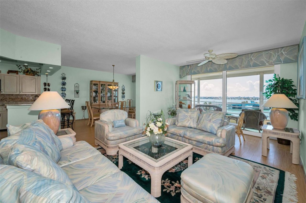 7882 Sailboat Key Boulevard S, Unit 605, South Pasadena, FL 33707 Photo