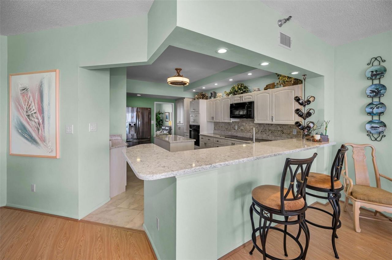 7882 Sailboat Key Boulevard S, Unit 605, South Pasadena, FL 33707 Photo