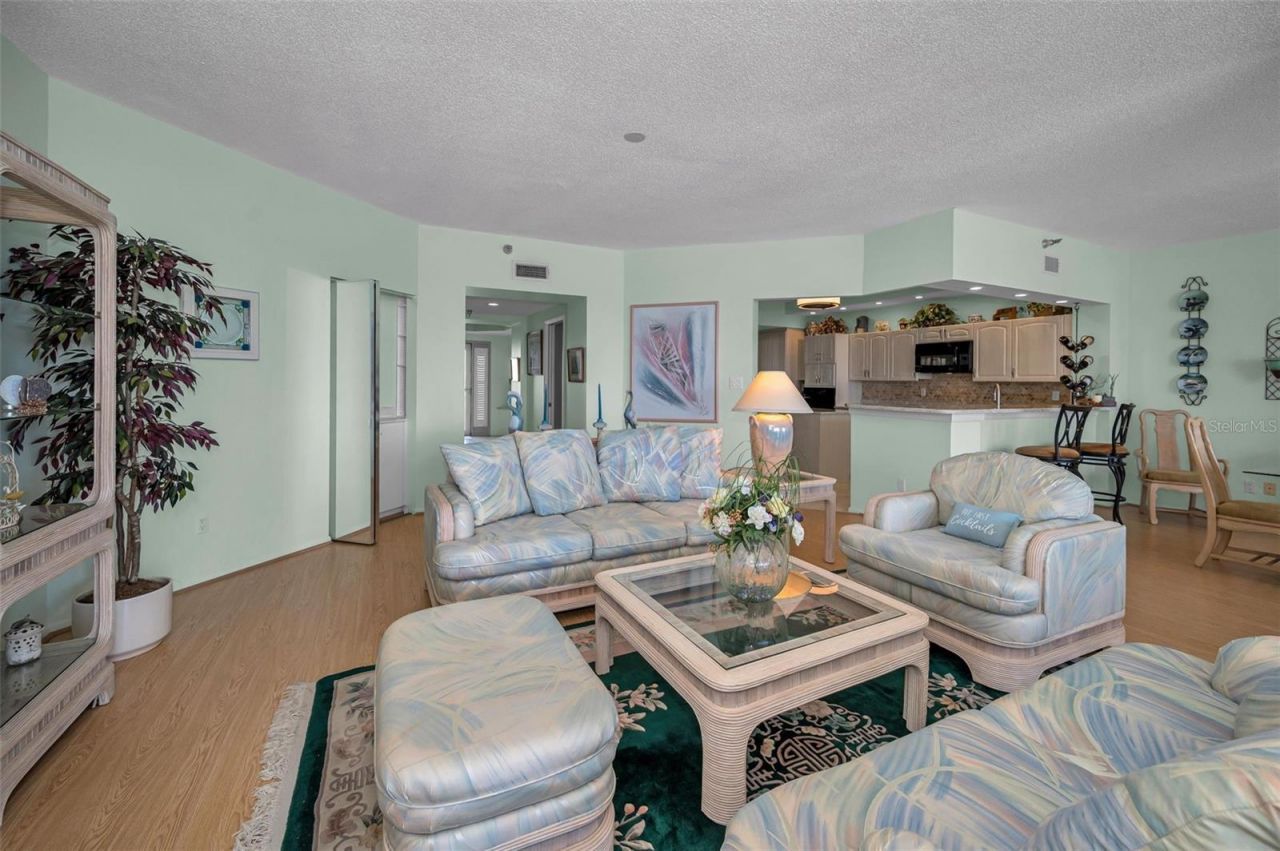 7882 Sailboat Key Boulevard S, Unit 605, South Pasadena, FL 33707 Photo