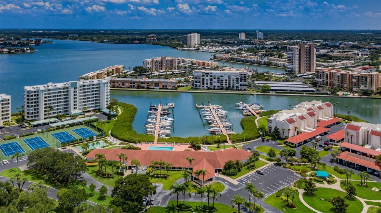 7882 Sailboat Key Boulevard S, Unit 605, South Pasadena, FL 33707 Photo