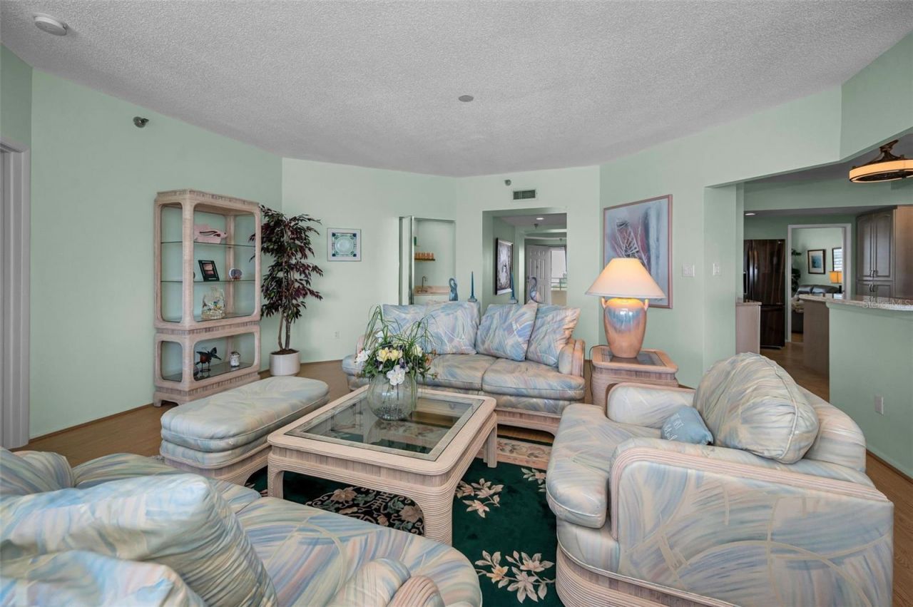 7882 Sailboat Key Boulevard S, Unit 605, South Pasadena, FL 33707 Photo