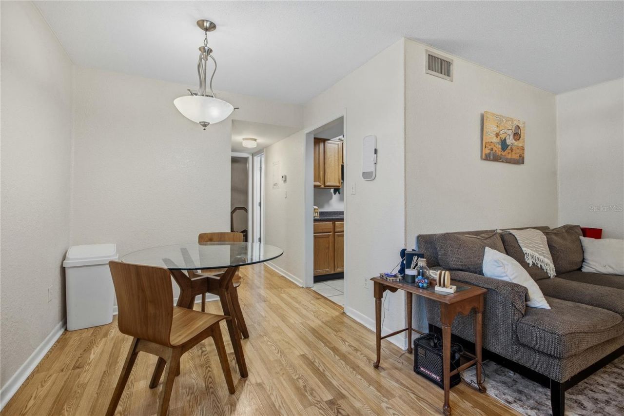 507 NW 39th Road, Unit 114, Gainesville, FL 32607 Photo