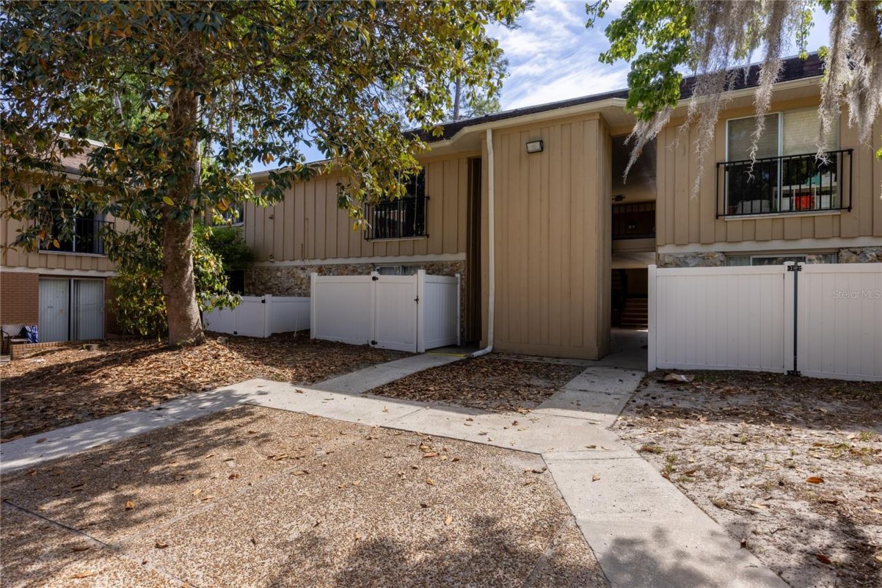 507 NW 39th Road, Unit 114, Gainesville, FL 32607 Photo