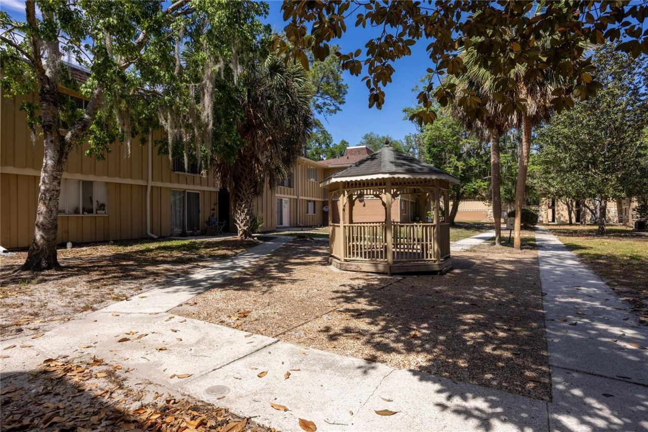 507 NW 39th Road, Unit 114, Gainesville, FL 32607 Photo