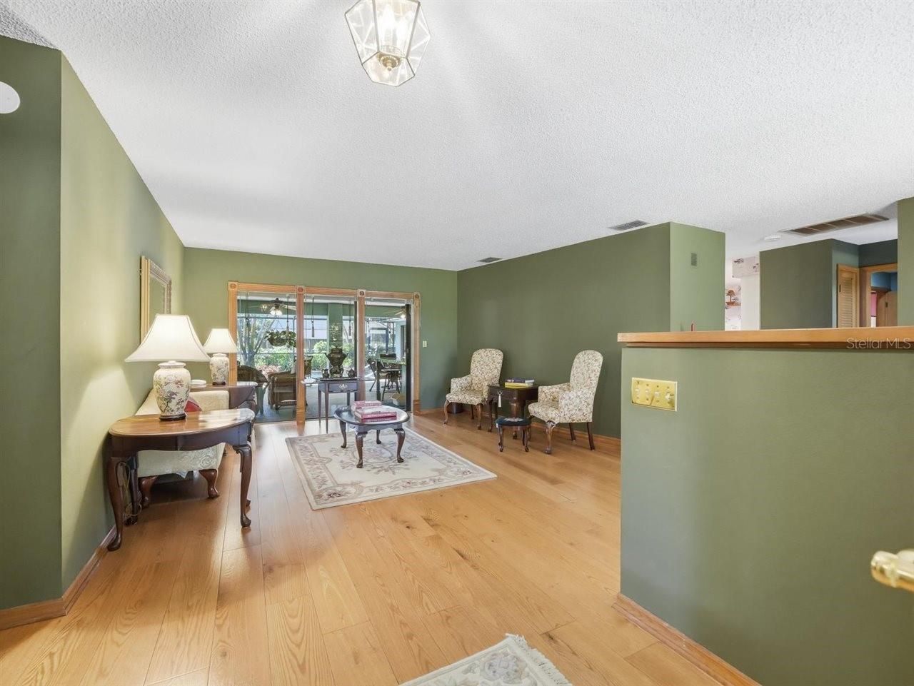 5046 Barrowe Drive, Tampa, FL 33624 Photo