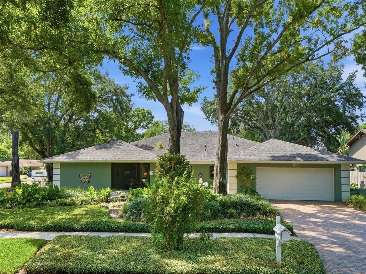 5046 Barrowe Drive, Tampa, FL 33624 Photo