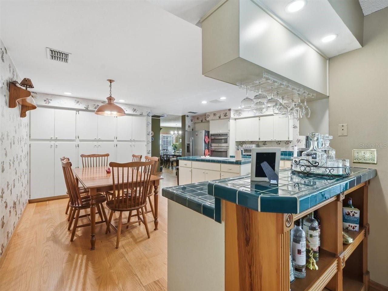 5046 Barrowe Drive, Tampa, FL 33624 Photo