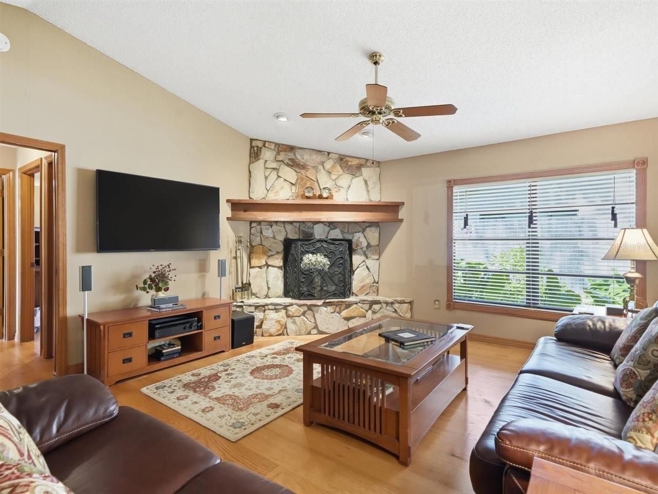 5046 Barrowe Drive, Tampa, FL 33624 Photo