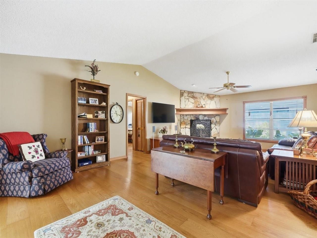 5046 Barrowe Drive, Tampa, FL 33624 Photo