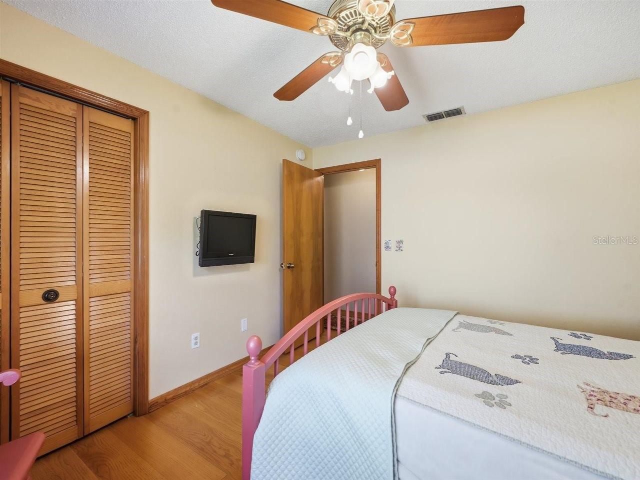 5046 Barrowe Drive, Tampa, FL 33624 Photo
