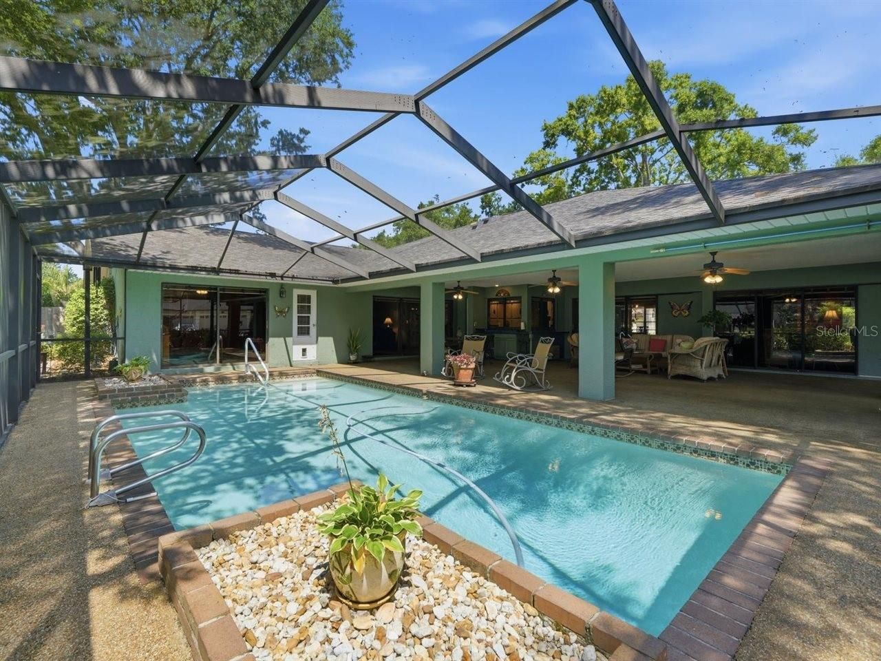 5046 Barrowe Drive, Tampa, FL 33624 Photo