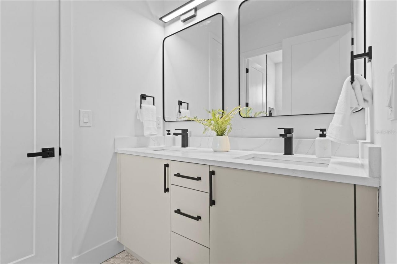 3206 W La Salle Street, Tampa, FL 33607 Photo
