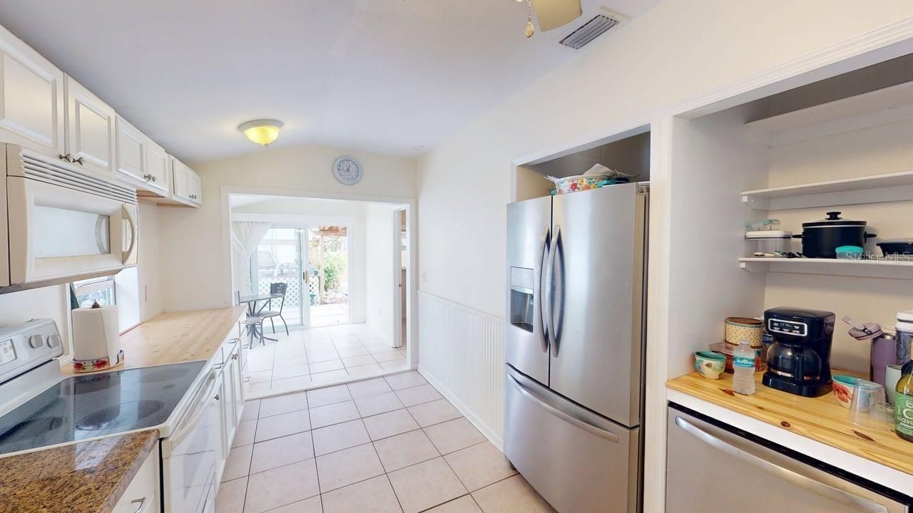 2912 Hawthorne Street, Sarasota, FL 34239 Photo