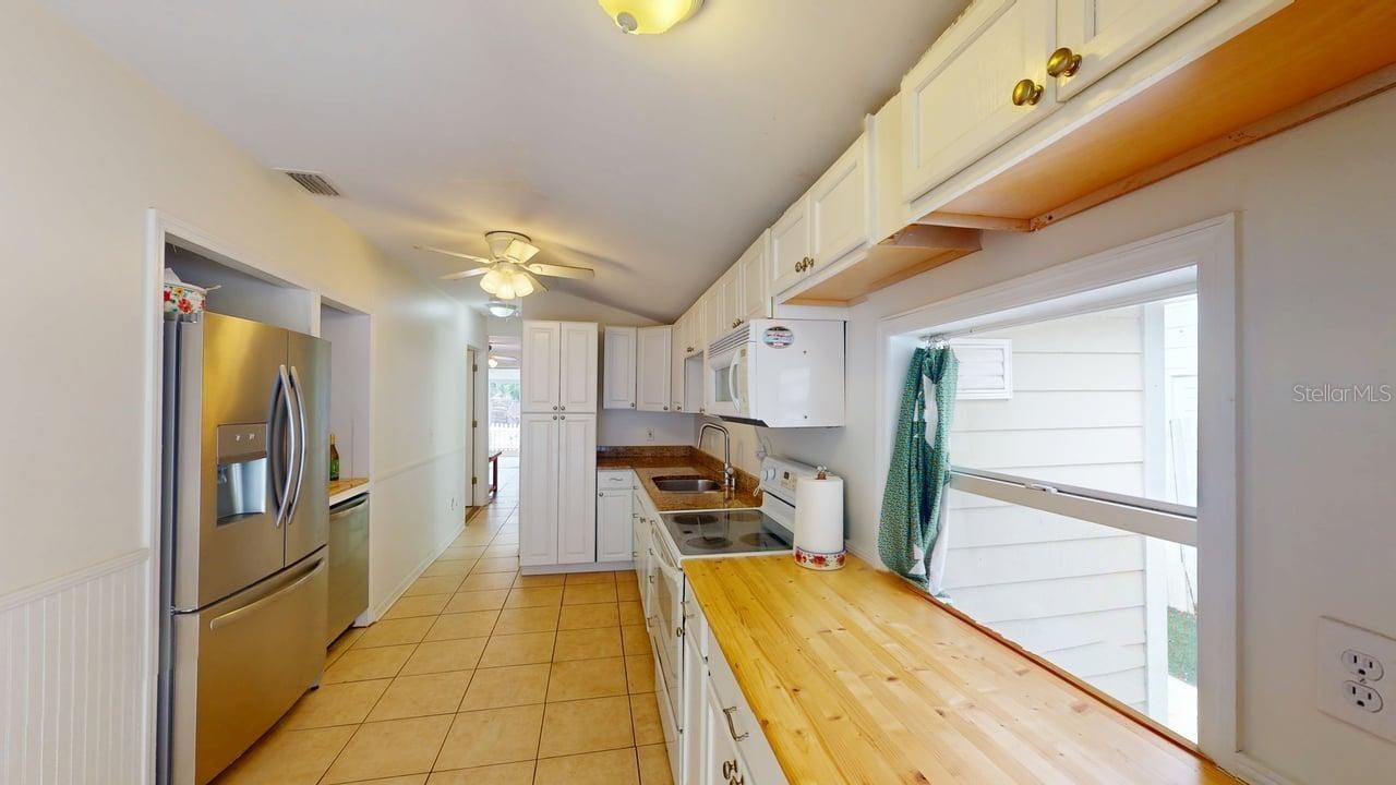 2912 Hawthorne Street, Sarasota, FL 34239 Photo