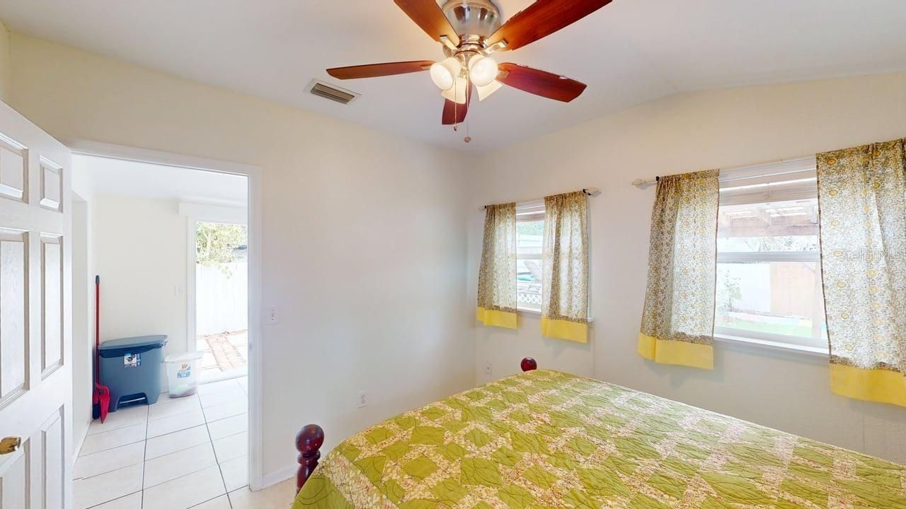 2912 Hawthorne Street, Sarasota, FL 34239 Photo