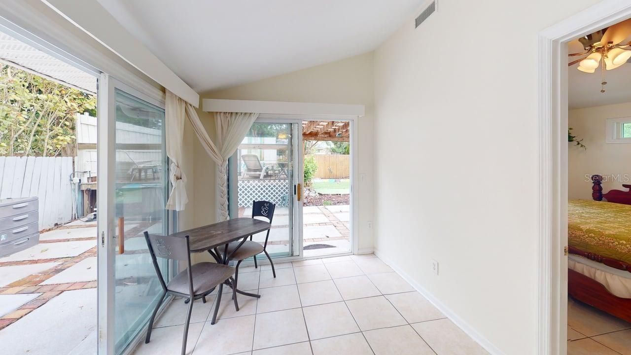 2912 Hawthorne Street, Sarasota, FL 34239 Photo