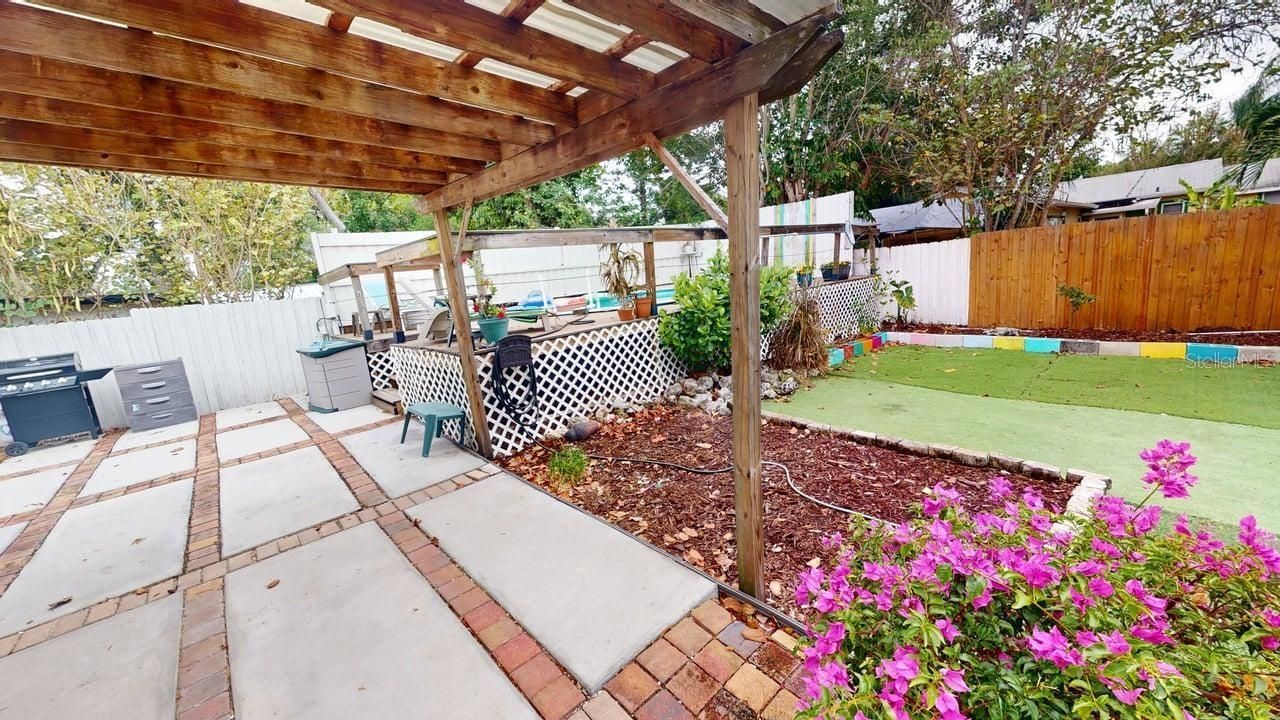 2912 Hawthorne Street, Sarasota, FL 34239 Photo