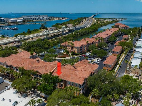 5000 CULBREATH KEY WAY , Unit 1-306, TAMPA, FL 33611