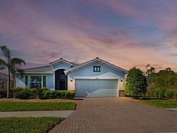 11697 SPOTTED MARGAY AVENUE, VENICE, FL 34292