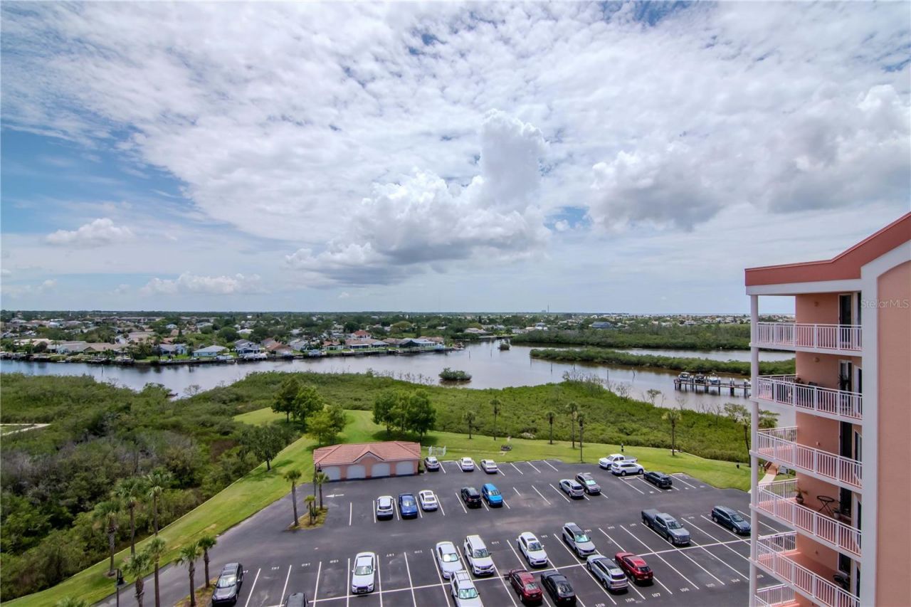 4516 Seagull Drive , Unit 916, New Port Richey, FL 34652 Photo