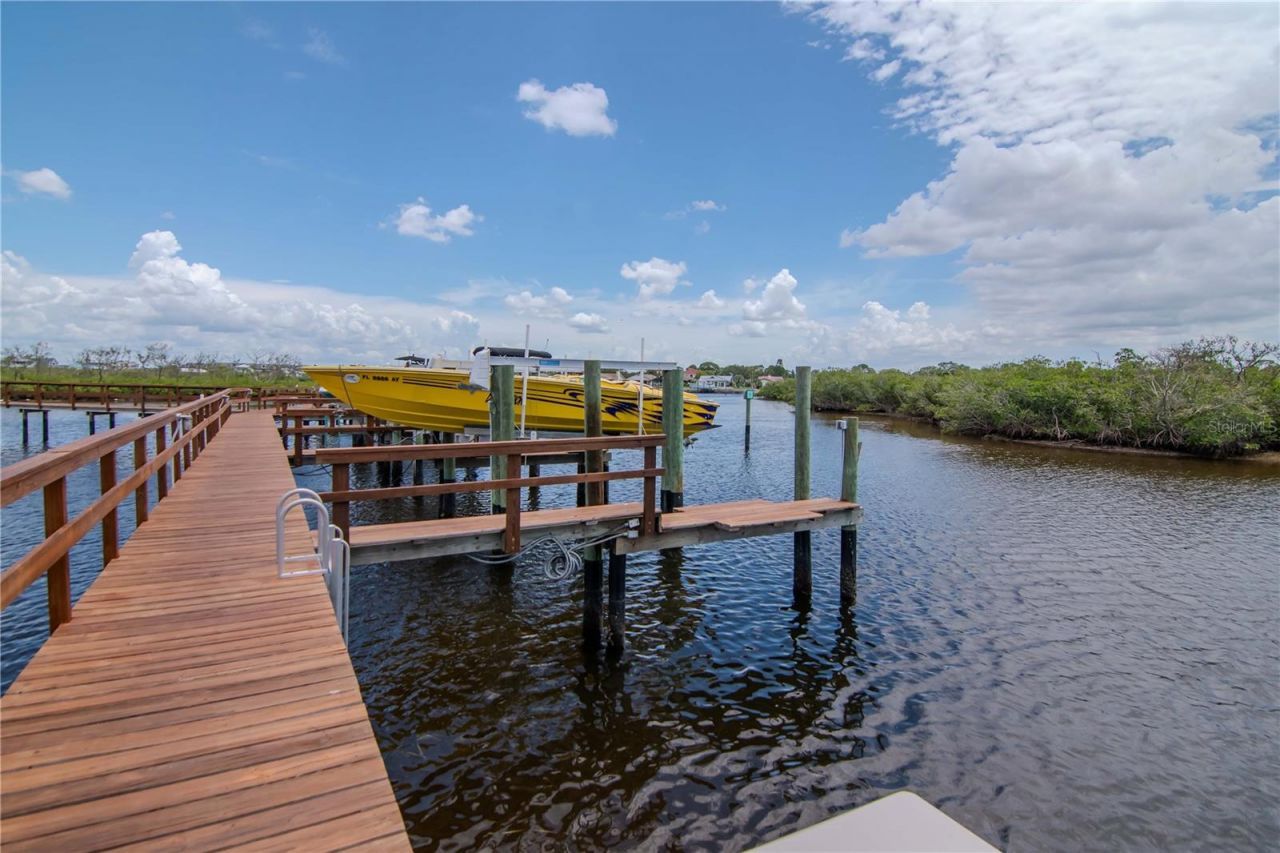 4516 Seagull Drive , Unit 916, New Port Richey, FL 34652 Photo