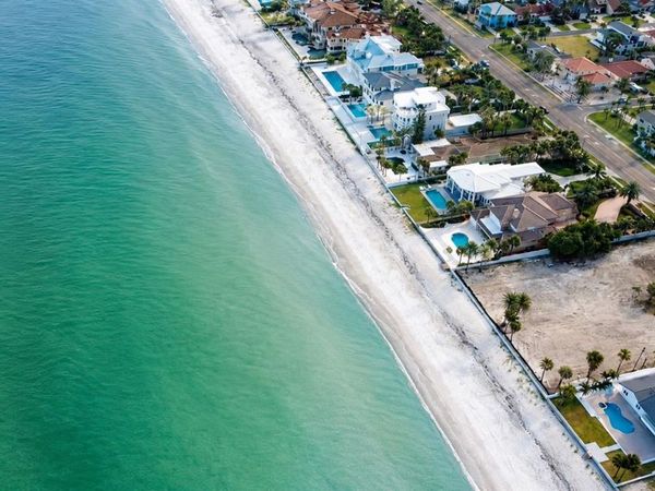 1420 and 1440 GULF BOULEVARD, BELLEAIR SHORE, FL 33786
