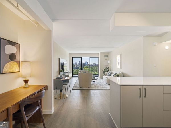 2460 Peachtree Road NE, Unit 201, Atlanta, GA 30305
