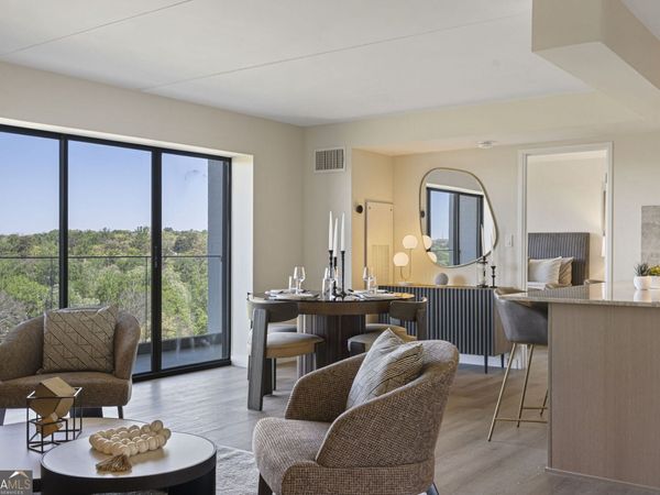 2460 Peachtree Road NE, Unit 613, Atlanta, GA 30305