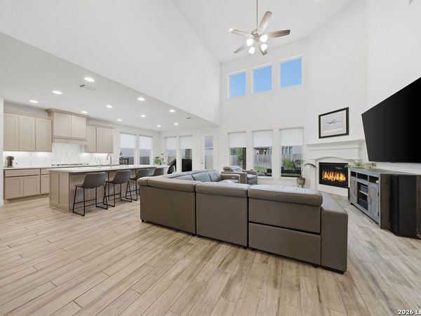 10123 Dapple Colt, San Antonio, TX 78254