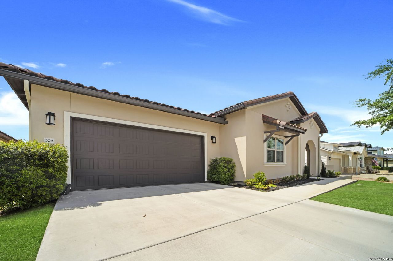 326 Singing Sumac, San Marcos, TX 78666 Main Photo