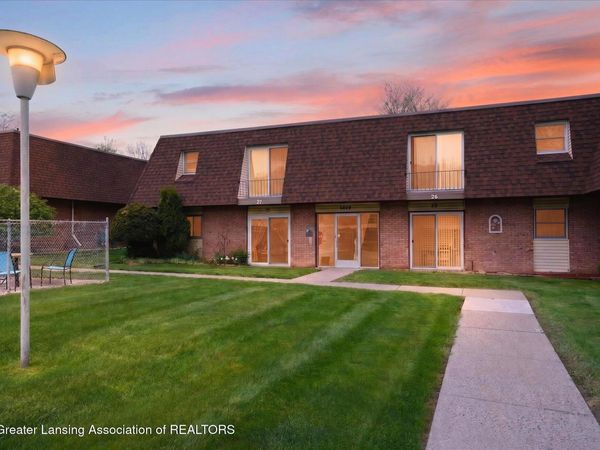 4809 Gull Road, Lansing, MI 48917