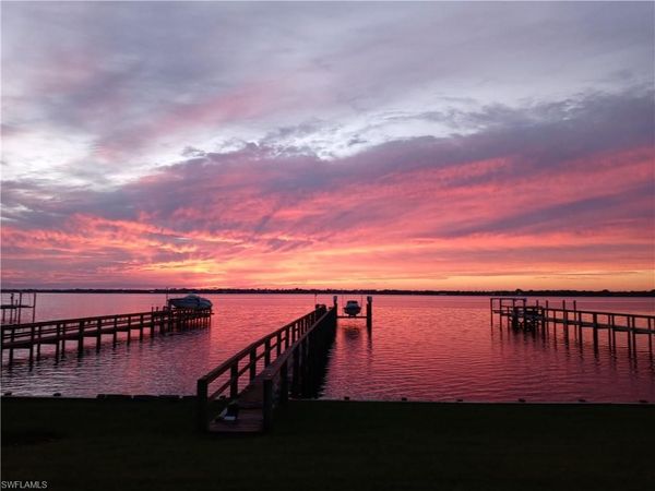 6140 River Shore CT, NORTH FORT MYERS, FL 33917