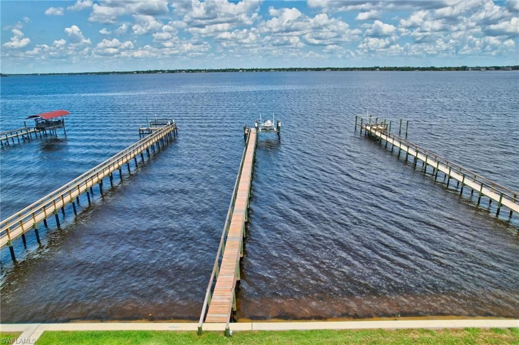 6140 River Shore Ct, North Fort Myers, FL 33917 Photo